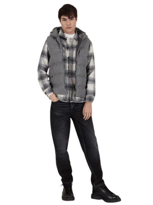  OVER-D | OC1F2W5D19JE