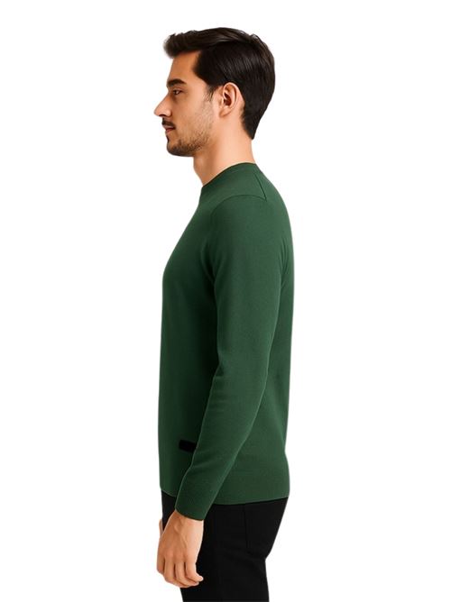  RICHMOND | UMA25054MAVE