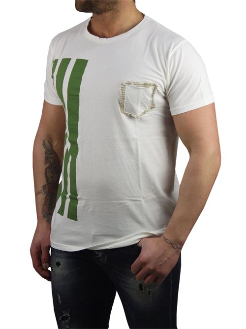 T-shirt with pocket BESILENT | BSMA0189PA